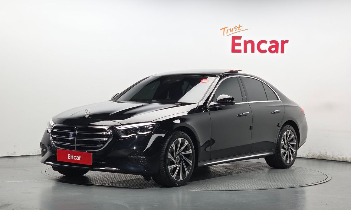 Mercedes-Benz E-Class 2025
