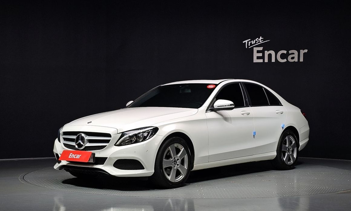 Mercedes-Benz C-Class 2018