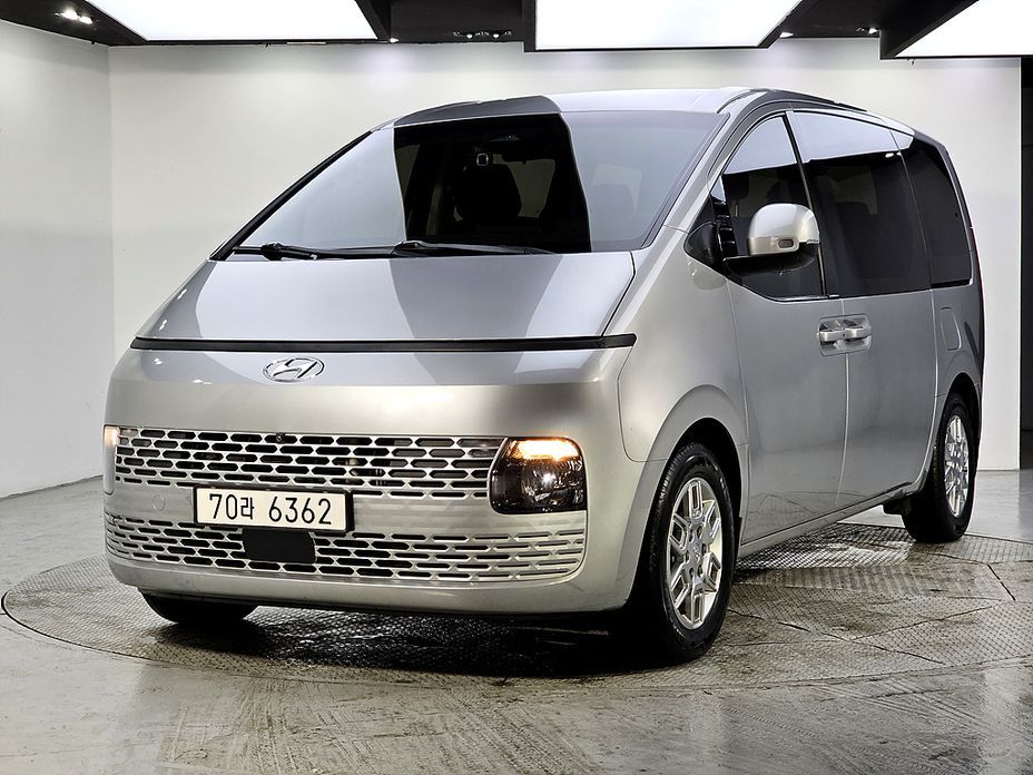 Hyundai Staria 2022