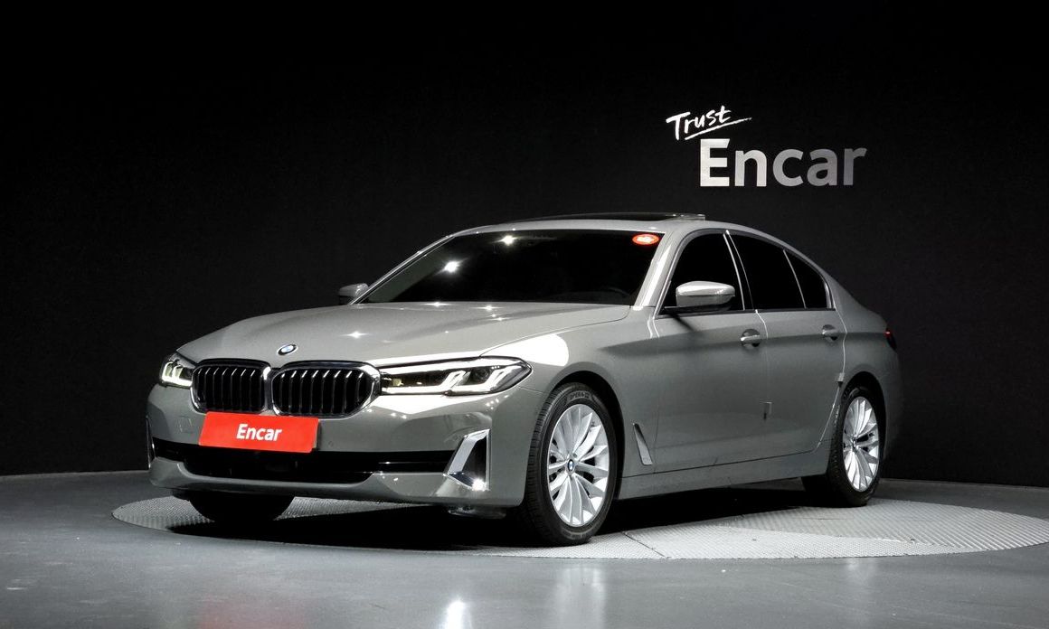 BMW 5-Series 2021