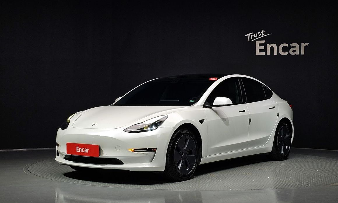 Tesla Model 3 2021