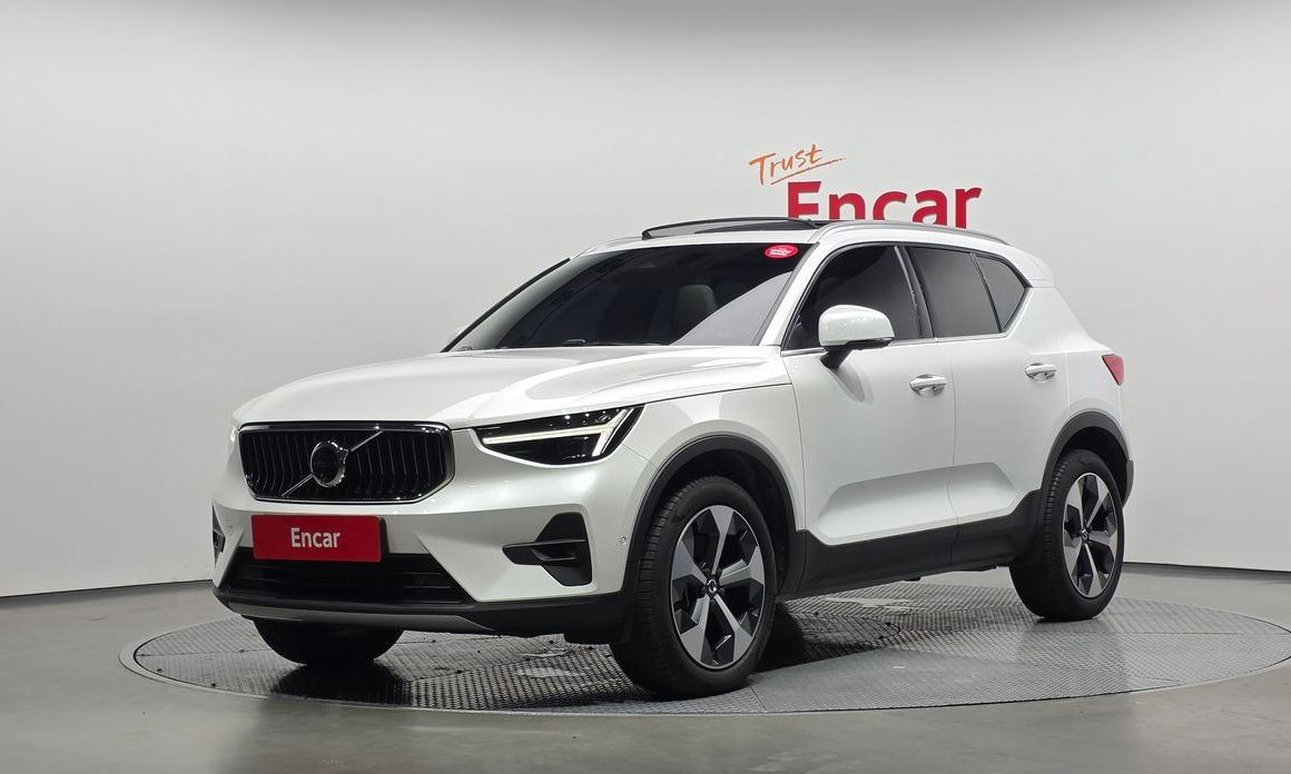 Volvo XC40 2024