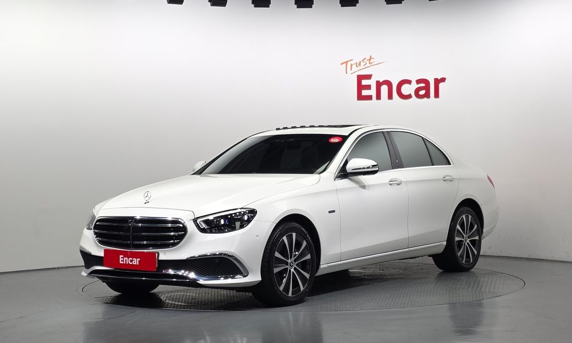 Mercedes-Benz E-Class 2021