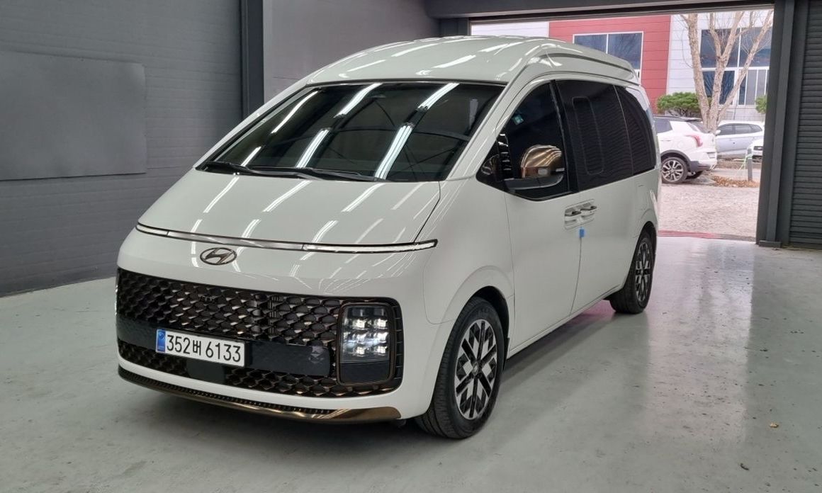 Hyundai Staria 2024