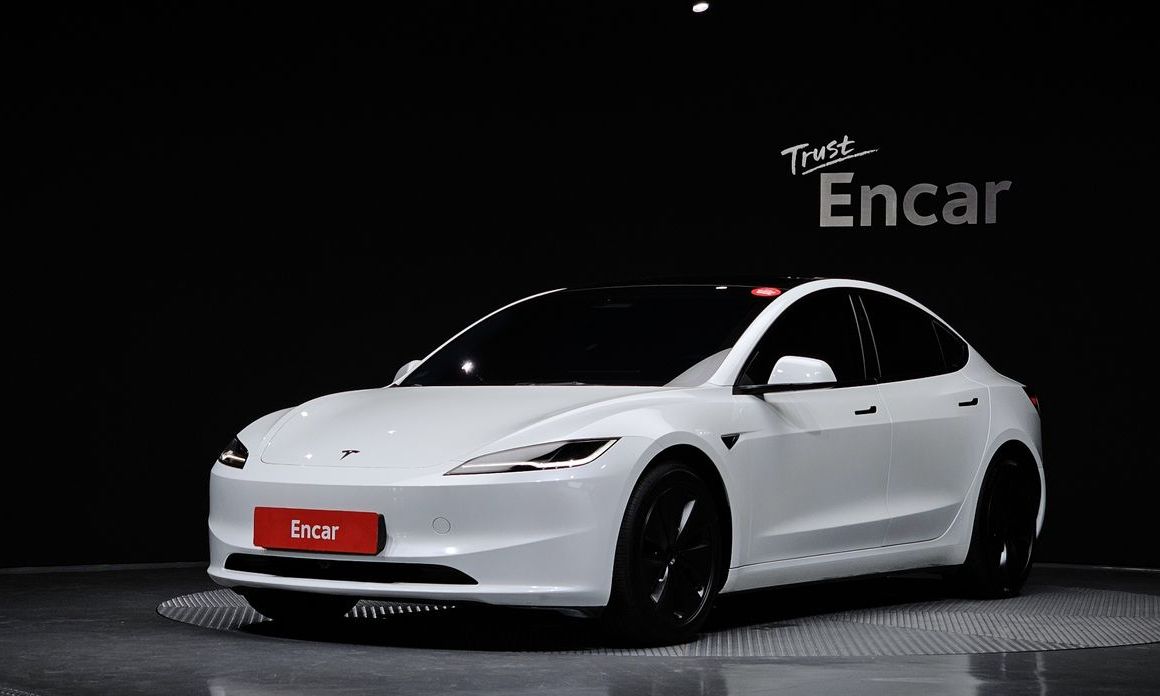 Tesla Model 3 2025