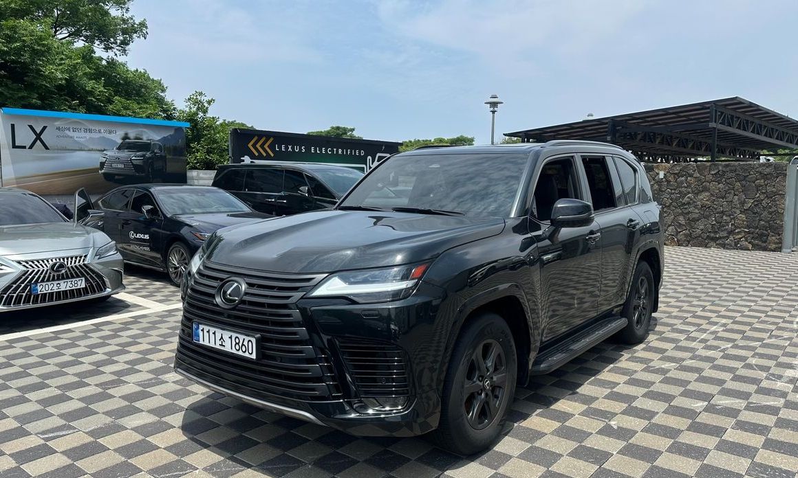 Lexus LX 2025