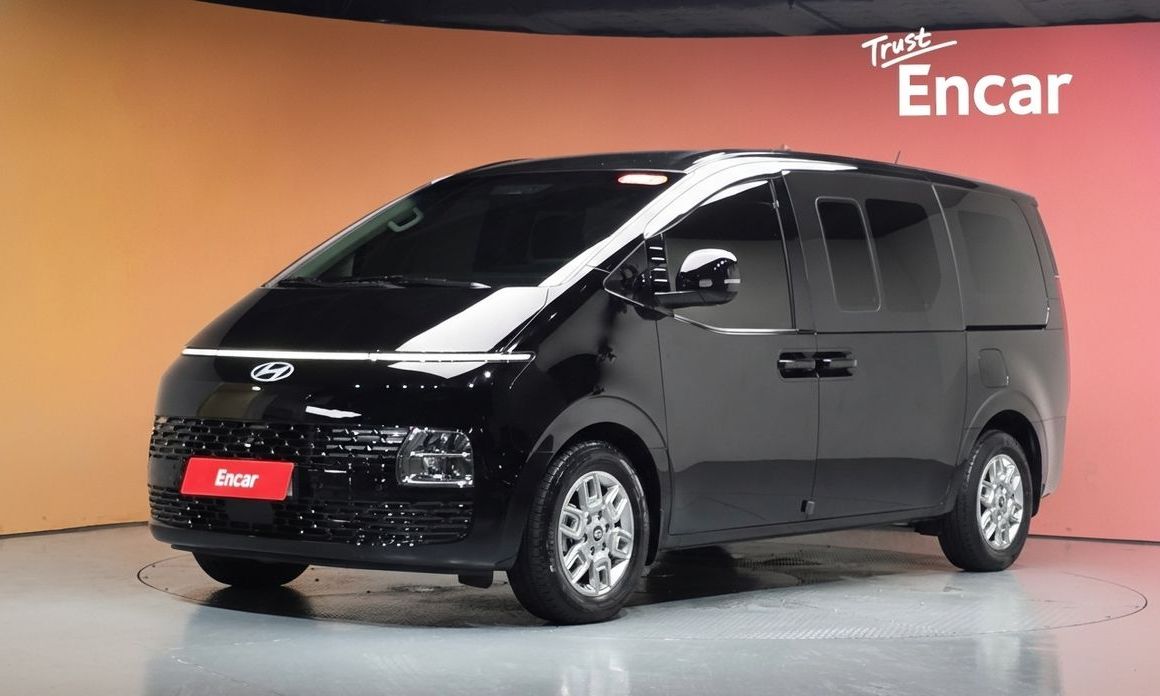 Hyundai Staria 2025