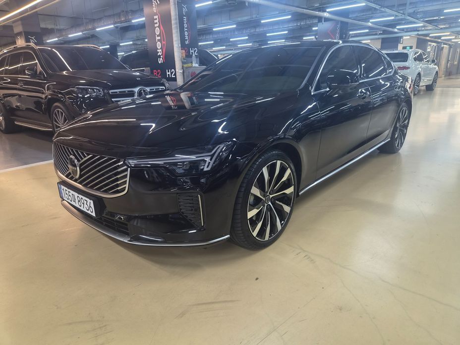 Volvo S90 2026
