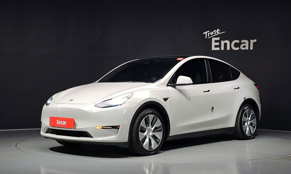 Tesla Model Y 2021