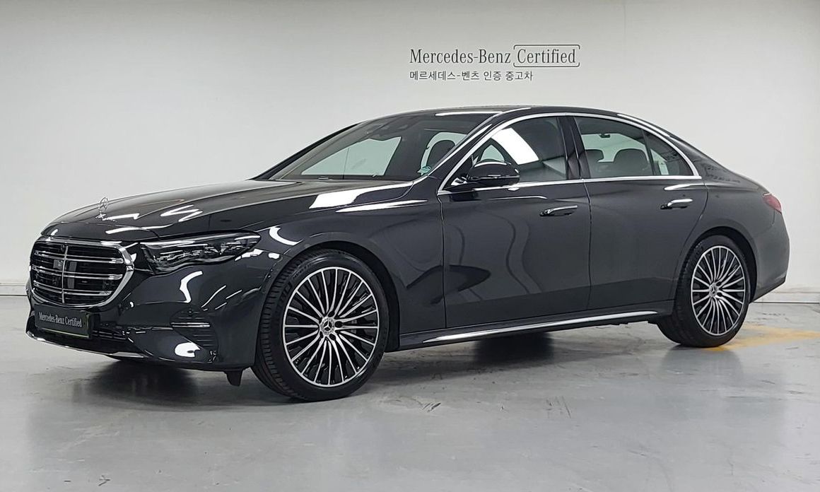 Mercedes-Benz E-Class 2025