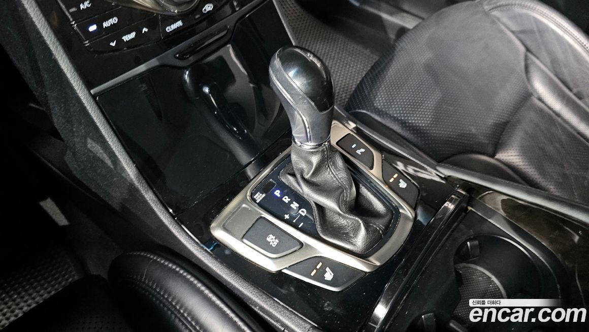 Hyundai Grandeur 2012