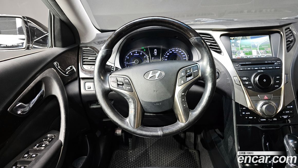 Hyundai Grandeur 2012