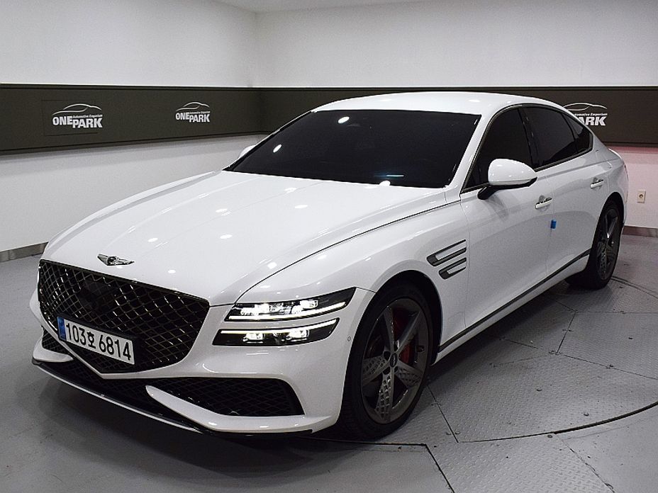 Genesis G80 2023