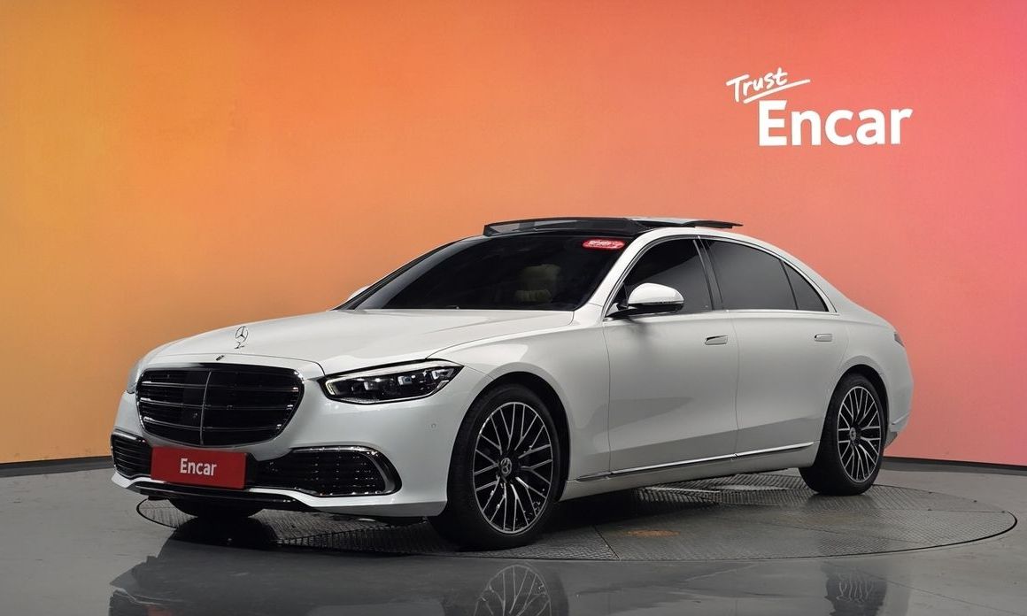 Mercedes-Benz S-Class 2024