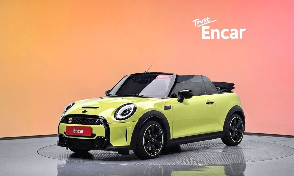 Mini Cooper Convertible 2022
