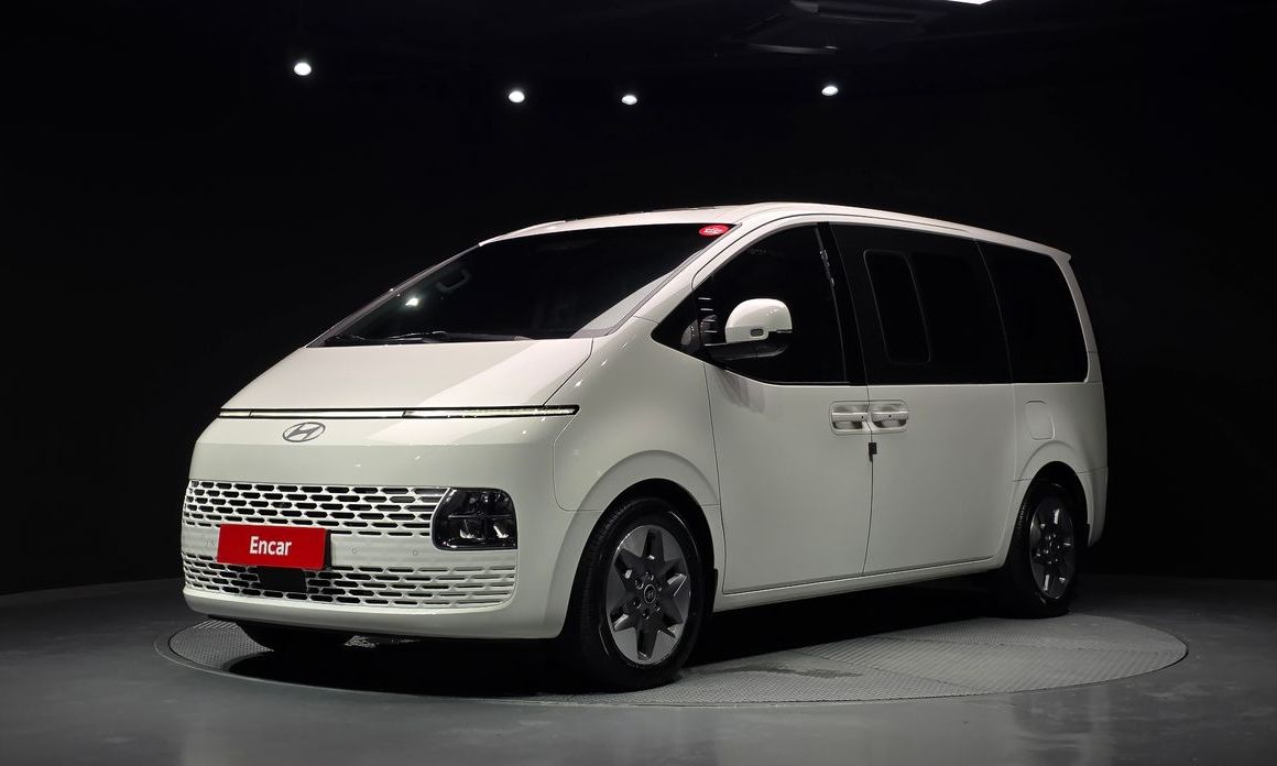 Hyundai Staria 2025