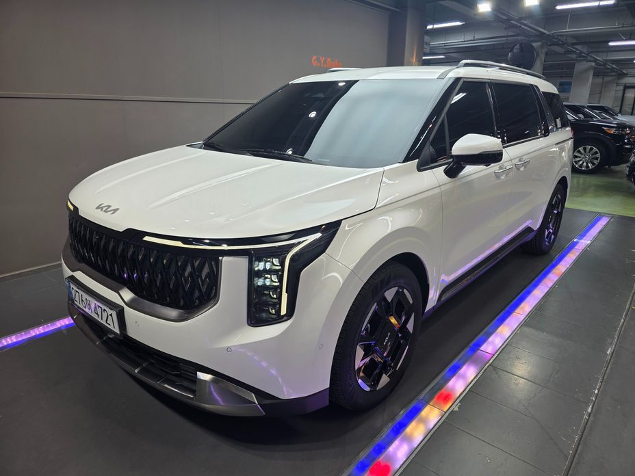 Kia Canival 2024