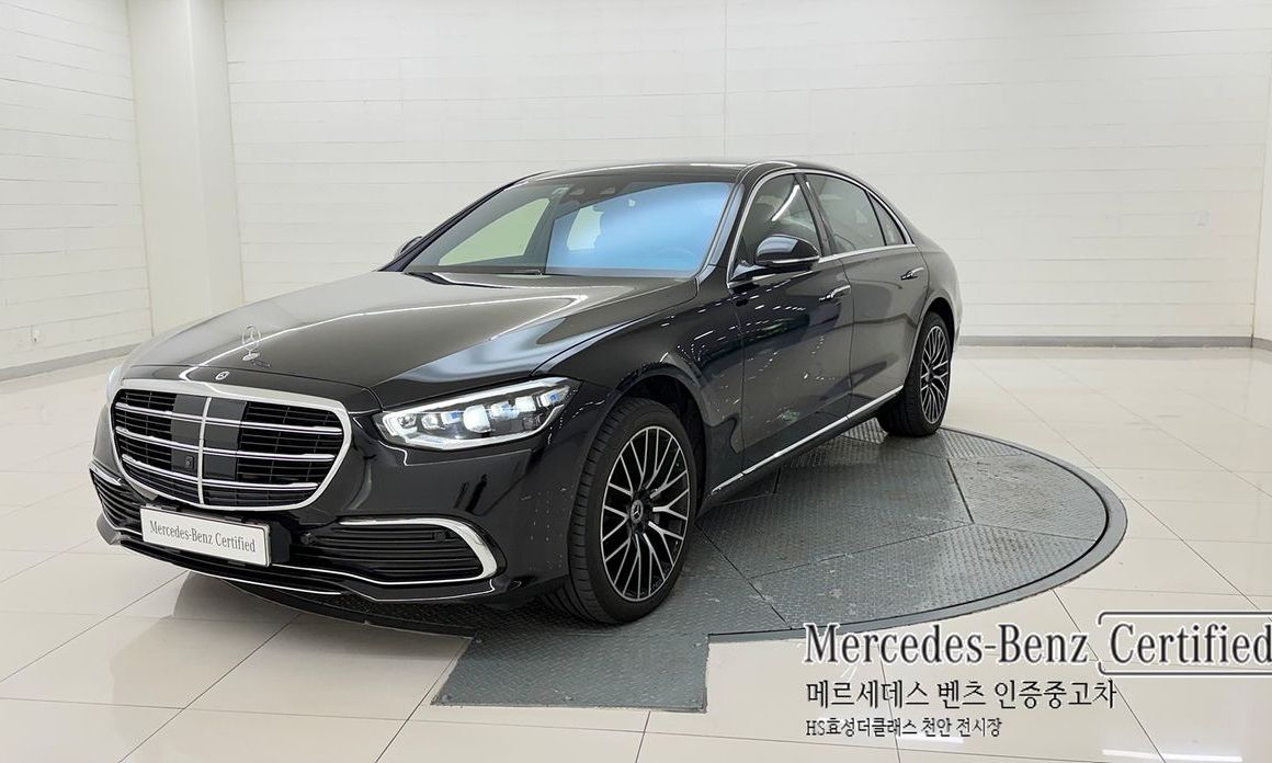 Mercedes-Benz S-Class 2025