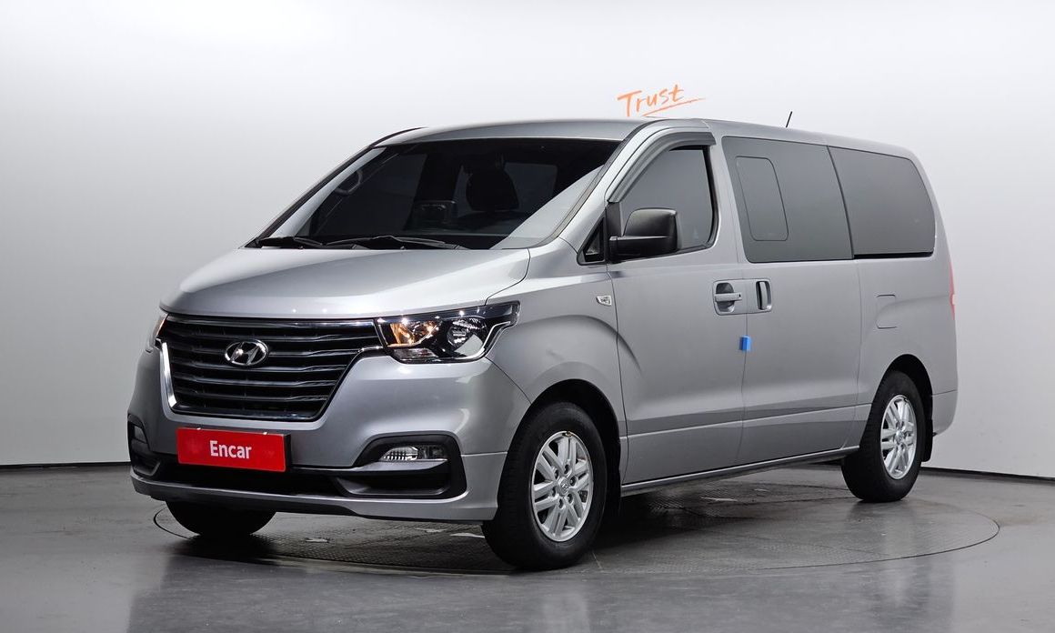 Hyundai Starex 2021