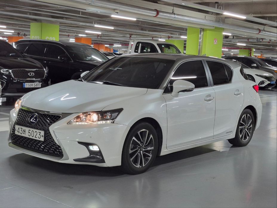 Lexus CT200h 2018