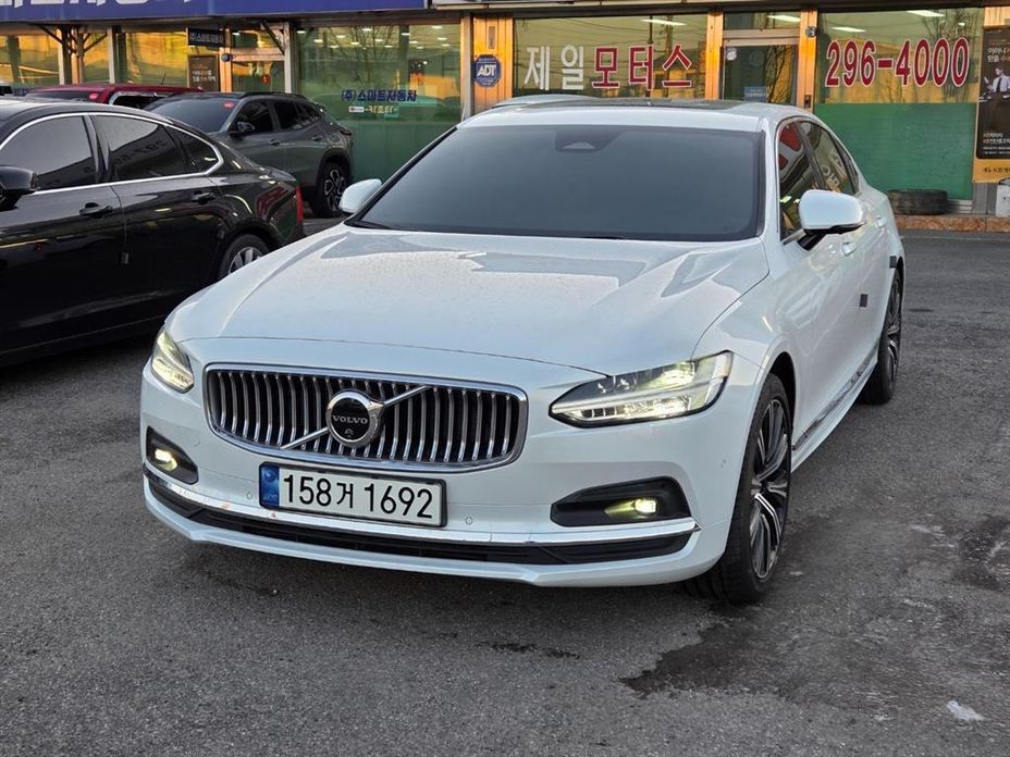Volvo S90 2024