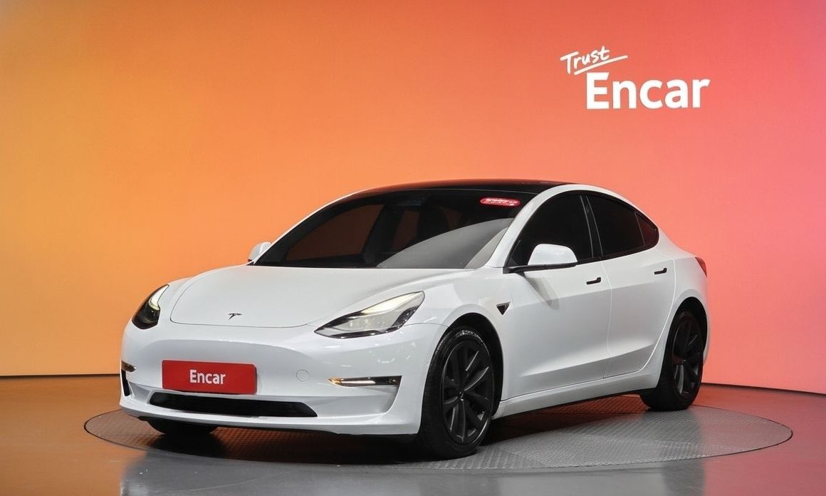 Tesla Model 3 2022