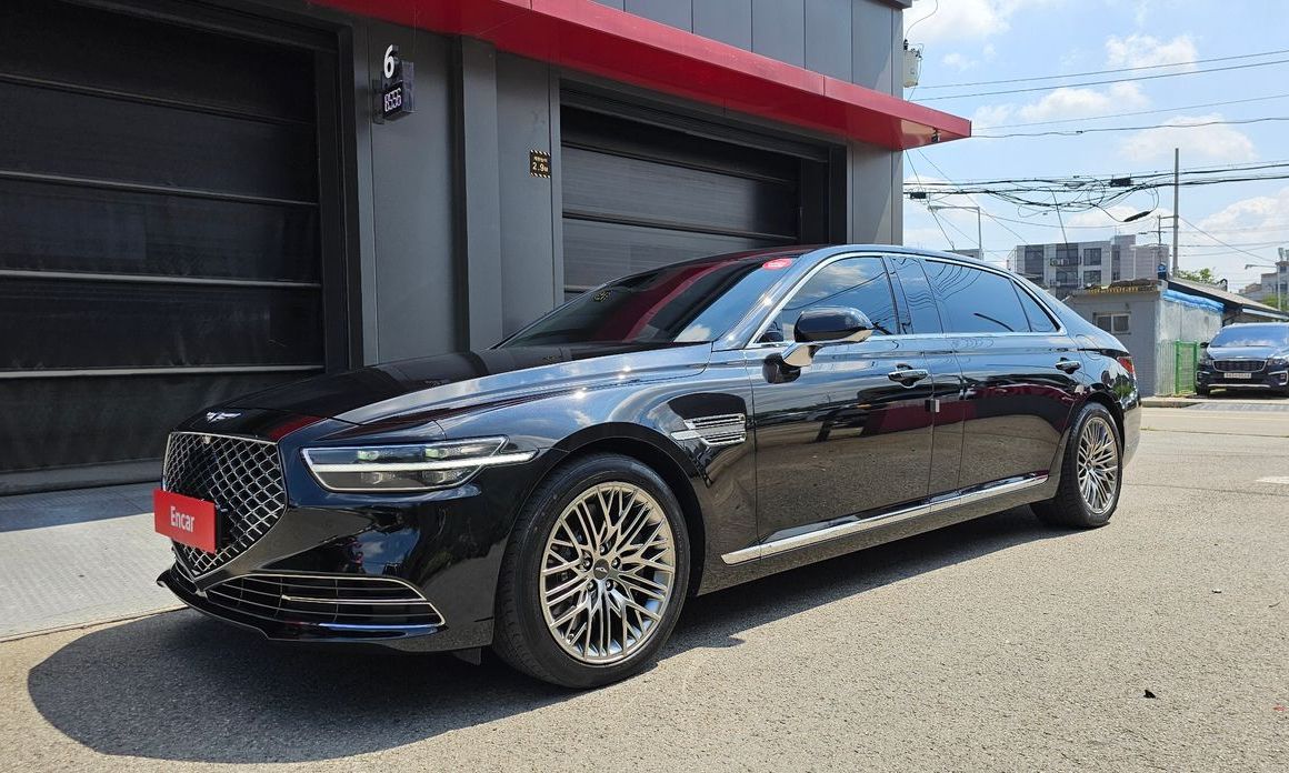 Genesis G90 2021