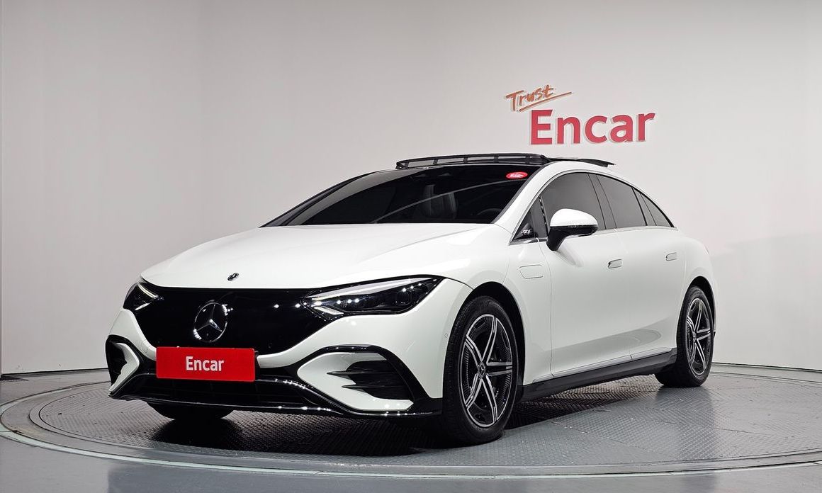 Mercedes-Benz EQE 2024