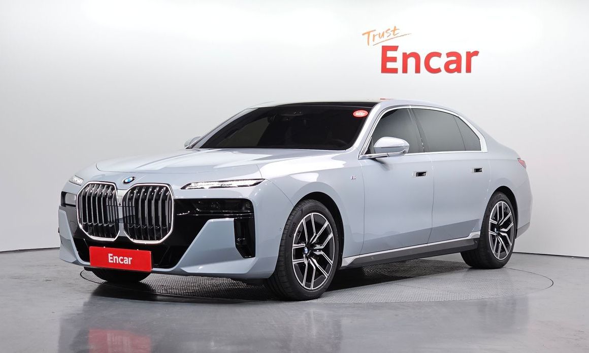 BMW 7-Series 2024