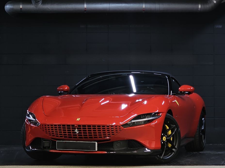 Ferrari Roma 2024