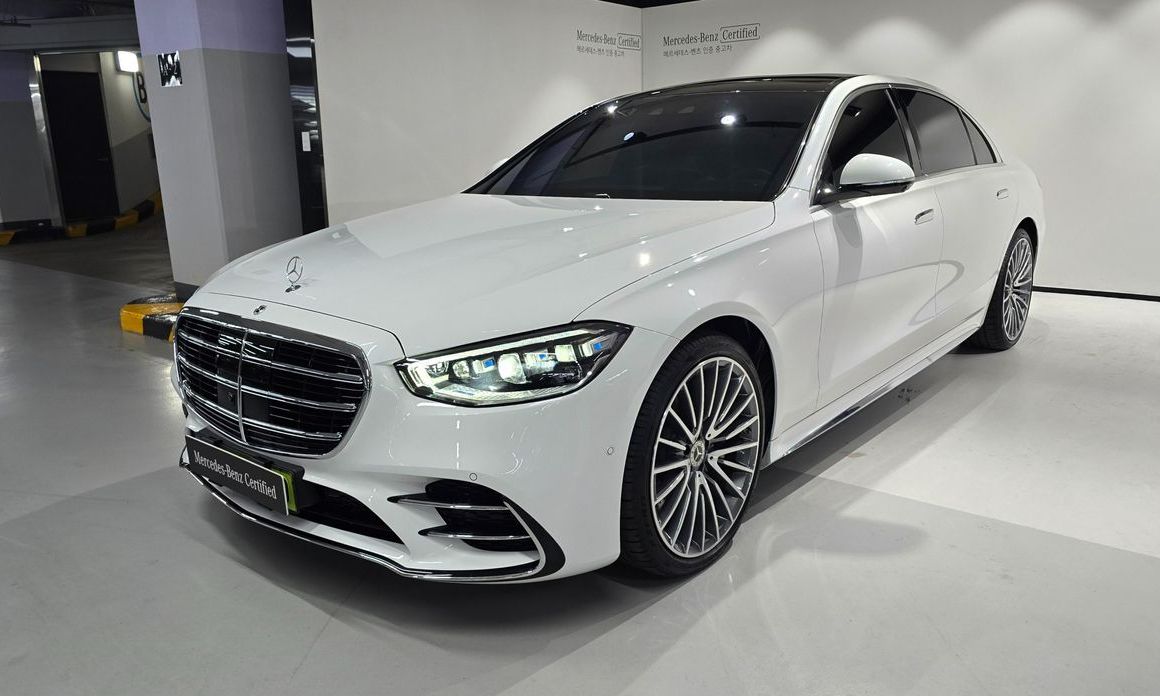 Mercedes-Benz S-Class 2025
