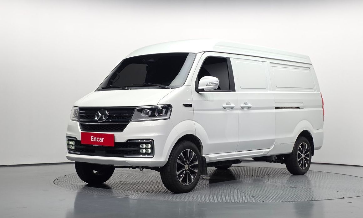 Xin yuan ET Van 2024