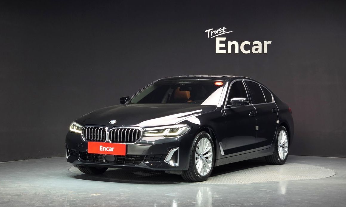BMW 5-Series 2021