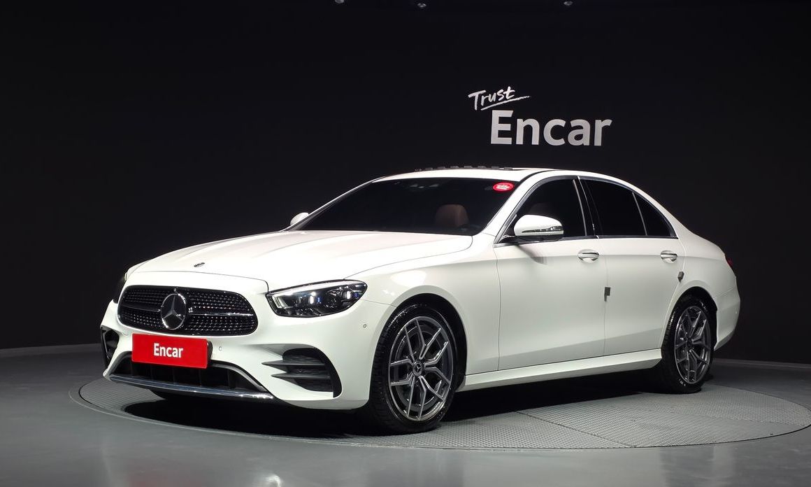 Mercedes-Benz E-Class 2021