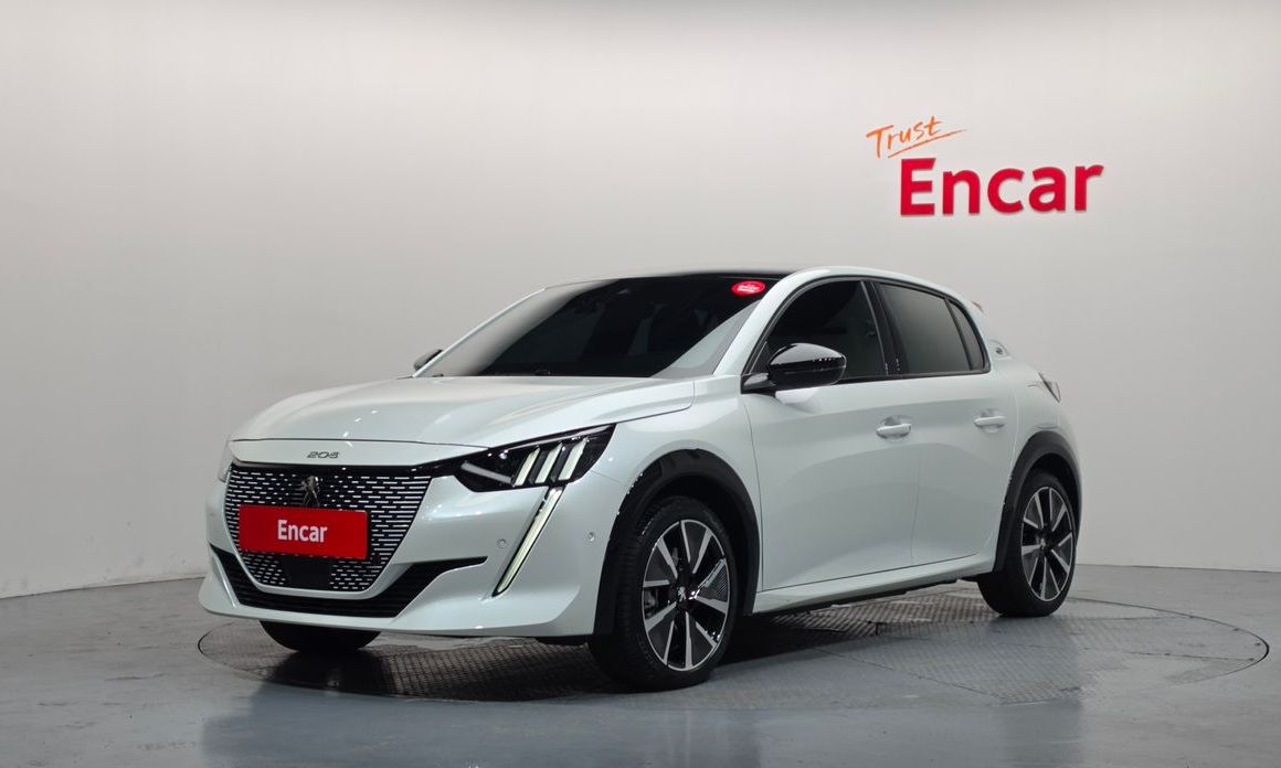 Peugeot 208 2022