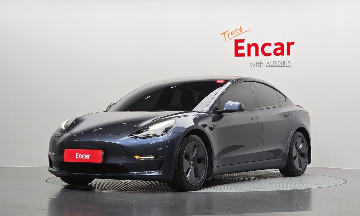 Tesla Model 3 2022