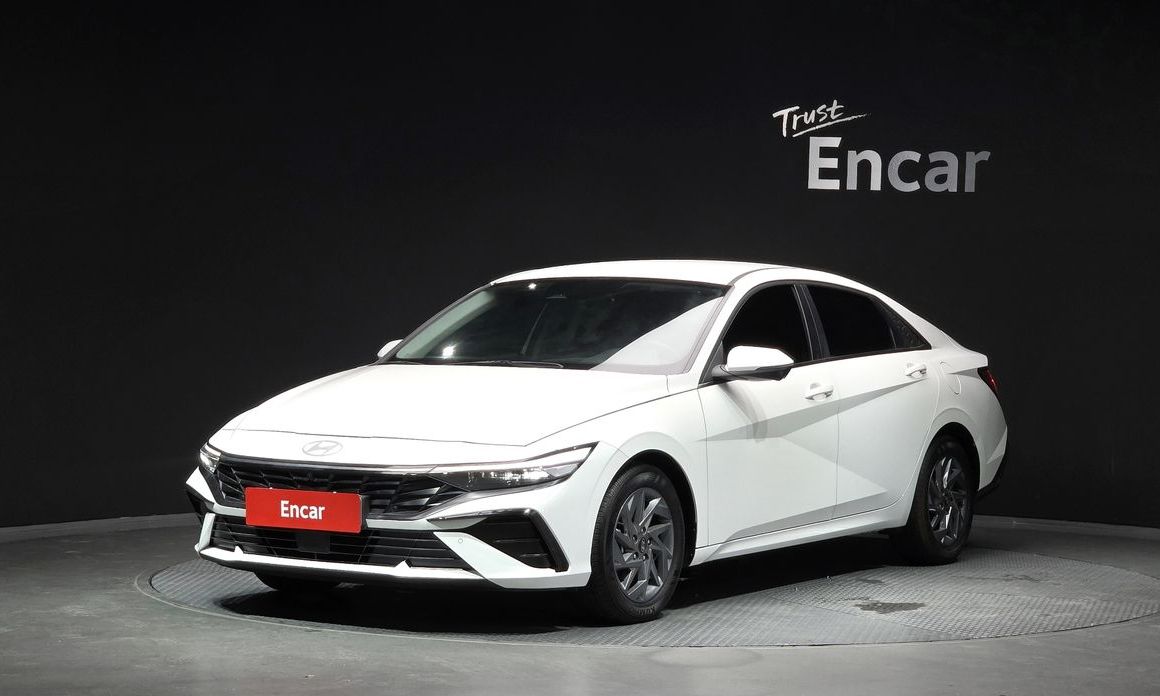 Hyundai AVANTE 2024