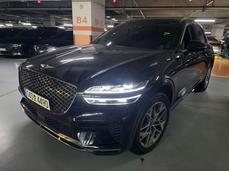 Genesis GV70 2023