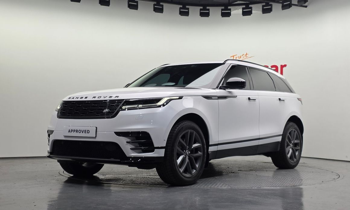 Land Rover Range Rover Velar 2026