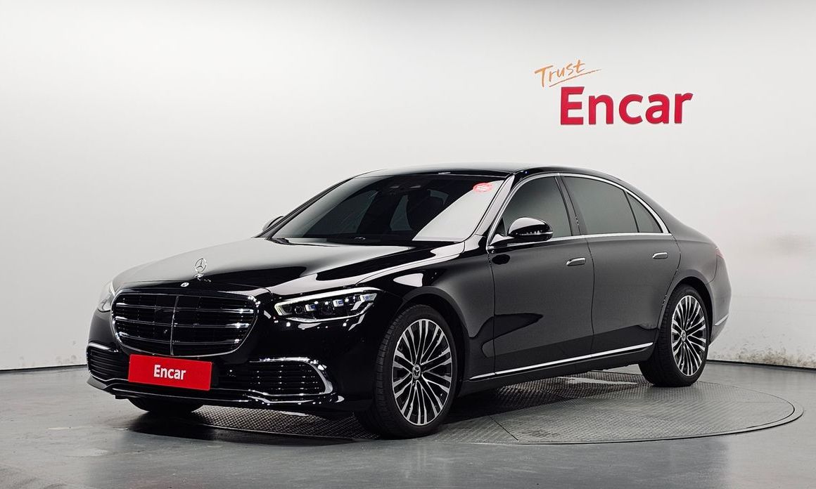 Mercedes-Benz S-Class 2024