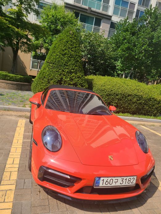 Porsche 911 2021