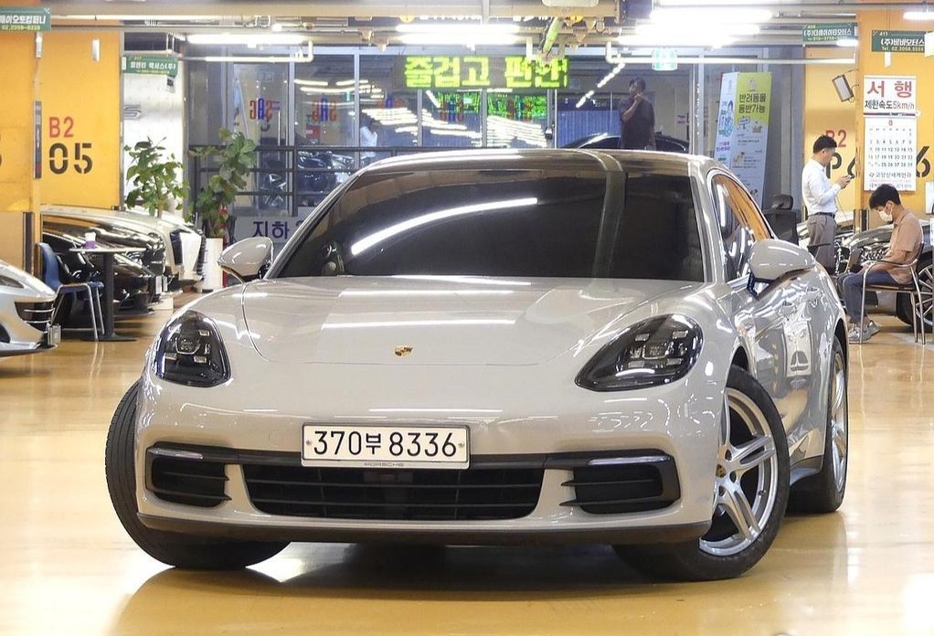 Porsche Panamera 2018