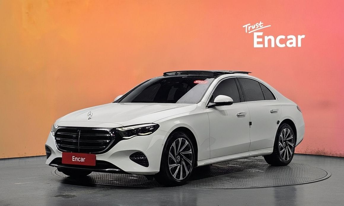 Mercedes-Benz E-Class 2024