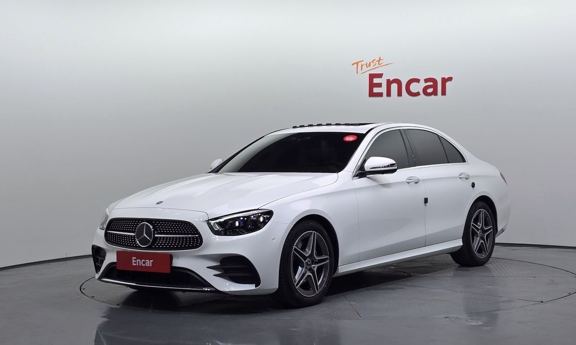 Mercedes-Benz E-Class 2023