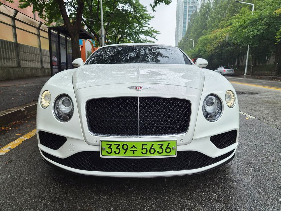 Bentley Continental 2016