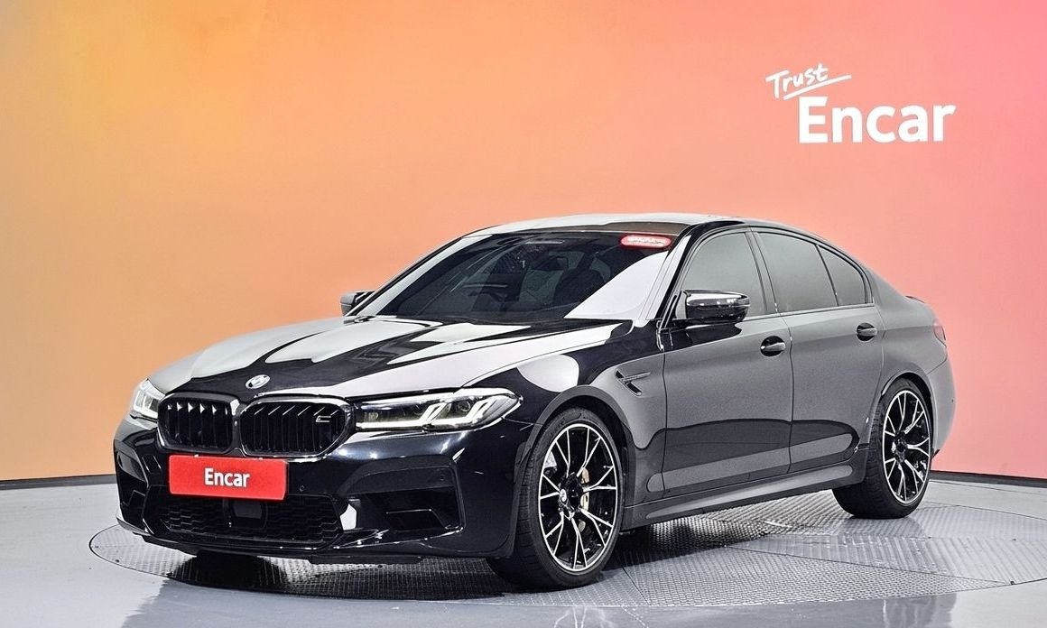 BMW M5 2021