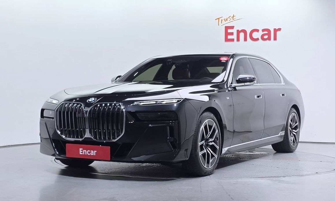 BMW 7-Series 2025