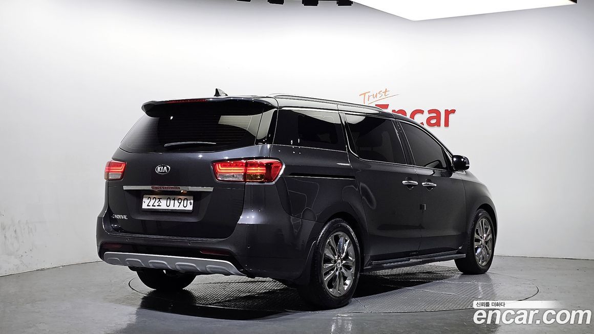 Kia Canival 2017