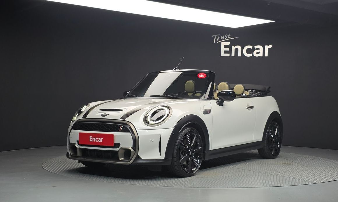 Mini Cooper Convertible 2024