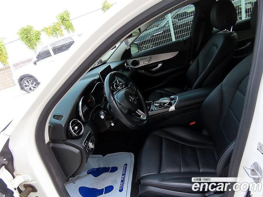 Mercedes-Benz C-Class 2015